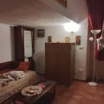 Donnalbina House
