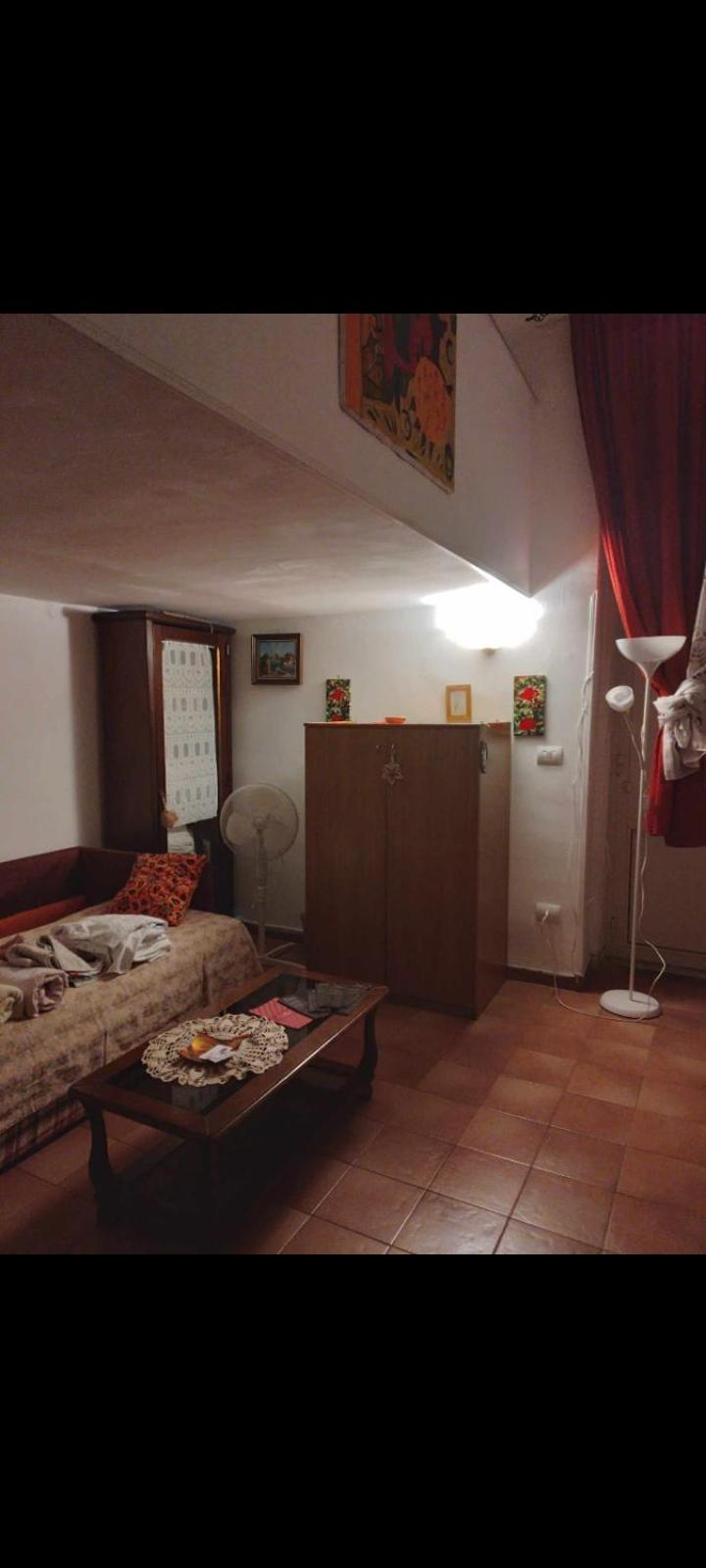 Donnalbina House